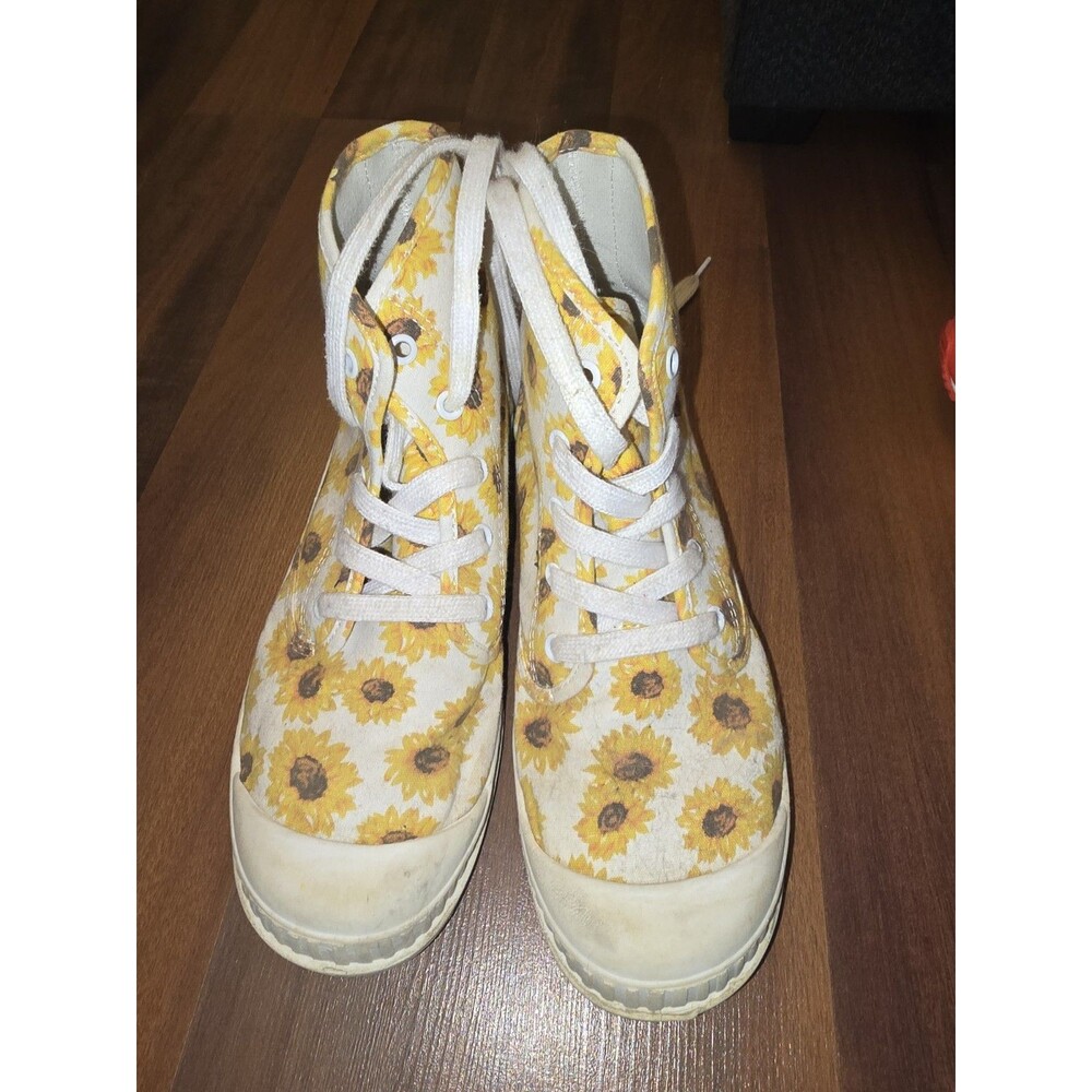 SO Girls Size 6 M Sunflower Floral High Top Sneakers Boots Memory Foam Yellow